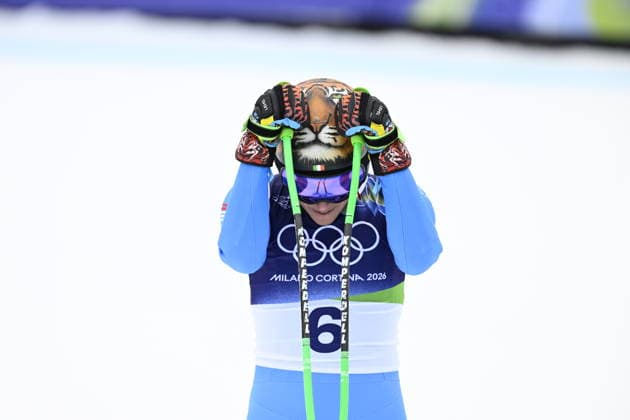 Cortina, ITALIEN 20260212 Federica Brignone, Italien efter sitt ak i damernas Super-G i Cortina under vinter-OS i Milano Cortina, Italien. *** Bilden ingar i SPORTPAKET. För övriga BETALBILD *** Cortina ITALIEN x10050x *** Cortina, ITALY 20260212 Federica Brignone, Italy after her victory in the womens Super G in Cortina during the Winter Olympics in Milan Cortina, Italy The picture is in the SPORT PACKAGE For others PAY PICTURE Cortina ITALY x10050x  Copyright: xPontusxLundahl TTx OS 2026 ALPINT SUPER-G DAMER