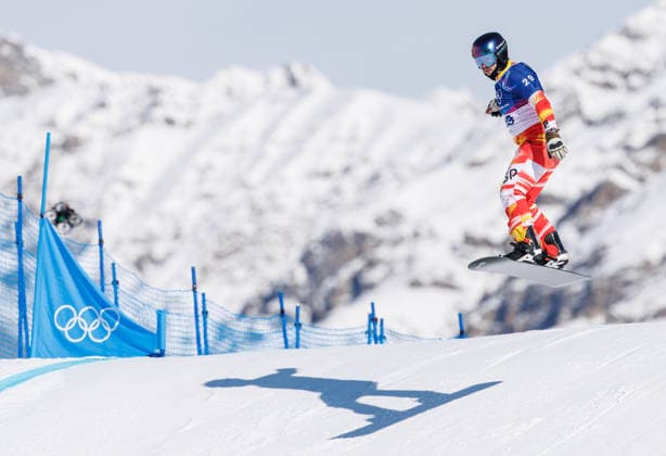 OLYMPICS - Winter Olympic Games, Olympische Spiele, Olympia, OS Milano Cortina 2026 LIVIGNO,ITALY,12.FEB.26 - OLYMPICS, SNOWBOARD - Winter Olympic Games Milano Cortina 2026, Snowboard Cross, men, qualification. Image shows Alvaro Romero Villanueva (ESP).  GEPAxpictures xHaraldxSteiner