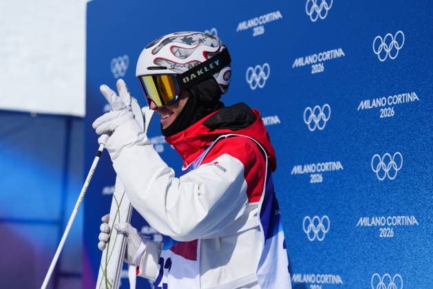 February 12, 2026, Livigno, Italy: Canada s Elliot Vaillancourt, from Drummondville, Que., reacts to his score as he competes in the men s moguls F1 final at the Milano Cortina 2026 Winter Olympic Games, Olympische Spiele, Olympia, OS in Livigno, Italy on Thursday, Feb. 12, 2026. Canada News - February 12, 2026  - ZUMAc35_ 20260212_zaf_c35_018 Copyright: xSeanxKilpatrickx