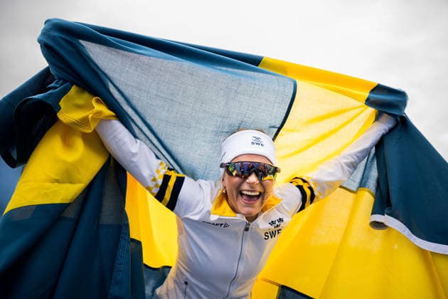 260212 Frida Karlsson of Sweden celebrates after winning the women s 10km free technique individual start cross-country skiing race during day 6 of the 2026 Winter Olympics on February 12, 2026 in Val di Fiemme. Photo: Maxim Thore BILDBYRAN kod MT MT0975 skidor cross-country skiing langrenn Olympic Games, Olympische Spiele, Olympia, OS olympics winter olympics os ol olympiska spel vinter-os olympiske leker milano cortina 2026 milan cortina 2026 milano cortina 2026 olympic games milano cortina 2026 winter olympic games milano cortina-os milano cortina-ol vinter-ol 6 bbeng individuell start 10 km Sweden sverige jubel Gold guld *** 260212 Frida Karlsson of Sweden celebrates after winning the women s 10km free technique individual start cross country skiing race during day 6 of the 2026 Winter Olympics on February 12, 2026 in Val di Fiemme Photo Maxim Thore BILDBYRAN kod MT MT0975 skidor cross country skiing langrenn olympic games olympics winter olympics os ol olympiska spel vinter os olympiske leker milano cortina 2026 milan cortina 2026 milano cortina 2026 olympic games milano cortina 2026 winter olympic games milano cortina os milano cortina ol vinter ol 6 bbeng individuell start 10 km Sweden sverige jubel Gold guld  Copyright: MAXIMxTHORE BB260212MT062