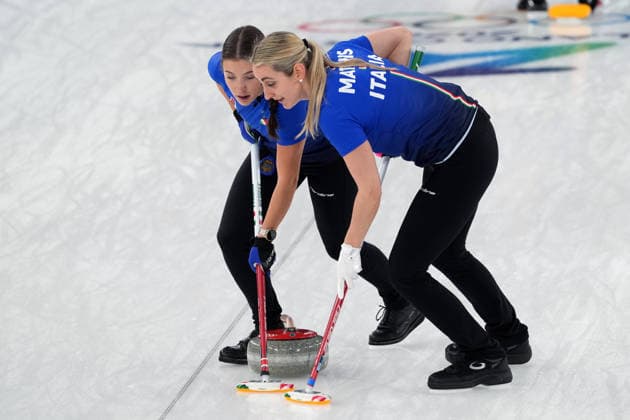 Pn Cortina d™Ampezzo 12 02 2026 - Olimpiadi Milano Cortina 2026 Curling Italia-Svizzera foto Image nella foto: Giulia Zardini Lacedelli-Elena Mathis 