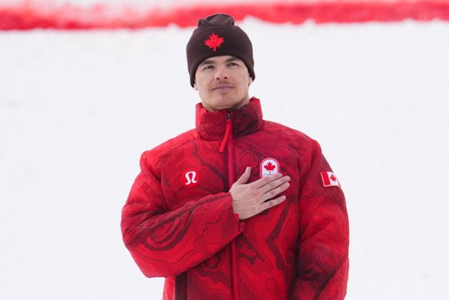 February 12, 2026, Livigno, Italy: Canada s Mikael Kingsbury celebrates winning the silver medal after the men s moguls final at the Milano Cortina 2026 Winter Olympic Games, Olympische Spiele, Olympia, OS in Livigno, Italy on Thursday, Feb. 12, 2026. Canada News - February 12, 2026  - ZUMAc35_ 20260212_zaf_c35_034 Copyright: xSeanxKilpatrickx