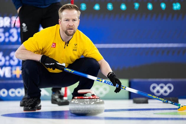 260212 Niklas Edin of Sweden compete in a men s round robin curling match during day 6 of the 2026 Winter Olympics on February 12, 2026 in Cortina. Photo: Joel Marklund BILDBYRAN kod JM JE0119 bbeng curling Olympic Games, Olympische Spiele, Olympia, OS olympics winter olympics os ol olympiska spel vinter-os olympiske leker milano cortina 2026 milan cortina 2026 milano cortina 2026 olympic games milano cortina 2026 winter olympic games milano cortina-os milano cortina-ol vinter-ol *** 260212 Niklas Edin of Sweden compete in a men s round robin curling match during day 6 of the 2026 Winter Olympics on February 12, 2026 in Cortina Photo Joel Marklund BILDBYRAN code JM JE0119 bbeng curling olympic games olympics winter olympics os ol olympiska spel vinter os olympiske leker milano cortina 2026 milan cortina 2026 milano cortina 2026 olympic games milano cortina 2026 winter olympic games milano cortina os milano cortina ol vinter ol  Copyright: JOELxMARKLUND BB260212JM108