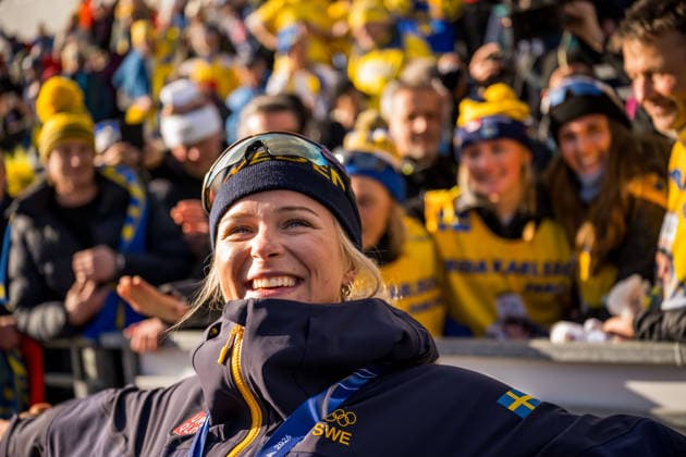 260212 Gold medalist Frida Karlsson of Sweden celebrates with her gold medal after winning the women s 10km free technique individual start cross-country skiing race during day 6 of the 2026 Winter Olympics on February 12, 2026 in Val di Fiemme. Photo: Maxim Thore BILDBYRAN kod MT MT0975 skidor cross-country skiing langrenn Olympic Games, Olympische Spiele, Olympia, OS olympics winter olympics os ol olympiska spel vinter-os olympiske leker milano cortina 2026 milan cortina 2026 milano cortina 2026 olympic games milano cortina 2026 winter olympic games milano cortina-os milano cortina-ol vinter-ol 6 bbeng individuell start 10 km medal medalj Sweden sverige Gold guld *** 260212 Gold medalist Frida Karlsson of Sweden celebrates with her gold medal after winning the women s 10km free technique individual start cross country skiing race during day 6 of the 2026 Winter Olympics on February 12, 2026 in Val di Fiemme Photo Maxim Thore BILDBYRAN kod MT MT0975 skidor cross country skiing langrenn olympic games olympics winter olympics os ol olympiska spel vinter os olympiske leker milano cortina 2026 milan cortina 2026 milano cortina 2026 olympic games milano cortina 2026 winter olympic games milano cortina os milano cortina ol vinter ol 6 bbeng individuell start 10 km medal medalj Sweden sverige Gold guld  Copyright: MAXIMxTHORE BB260212MT118