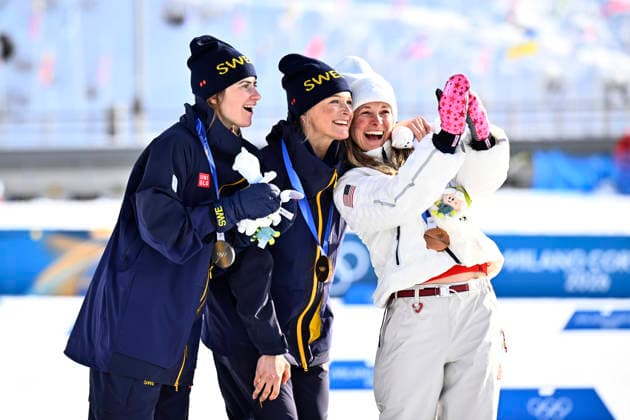 VAL DI FIEMME, ITALY 20260212 From left Ebba Andersson, silver, Frida Karlsson, gold and Jessie Diggins, USA, bronze in the women s 10 km freestyle during the Winter Olympics in Val di Fiemme, Italy. *** The image is included in the SPORTS PACKAGE. For others PAYMENT IMAGE *** VAL DI FIEMME ITALY x10430x *** VAL DI FIEMME, ITALY 20260212 From left Ebba Andersson, silver, Frida Karlsson, gold and Jessie Diggins, USA, bronze in the women s 10 km freestyle during the Winter Olympics in Val di Fiemme, Italy The image is included in the SPORTS PACKAGE For others PAYMENT IMAGE VAL DI FIEMME ITALY x10430x  Copyright: xChristinexOlsson TTx 2026 OLYMPICS SKIING 10 KM FREESTYLE WOMEN