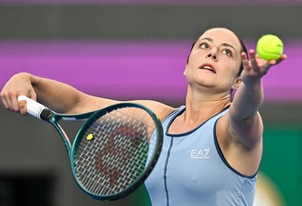 WTA, Tennis Damen QATAR OPEN 2026-QUARTERFINAL Elisabetta Cocciaretto of Italy competes in her quarterfinal match against Jelena Ostapenko of Latvia during the WTA Qatar TotalEnergies Open 2026 tennis tournament at the Khalifa International Tennis Complex in Doha, Qatar, on February 12, 2026. ¨ DOHA Qatar Copyright: xNOUSHADx