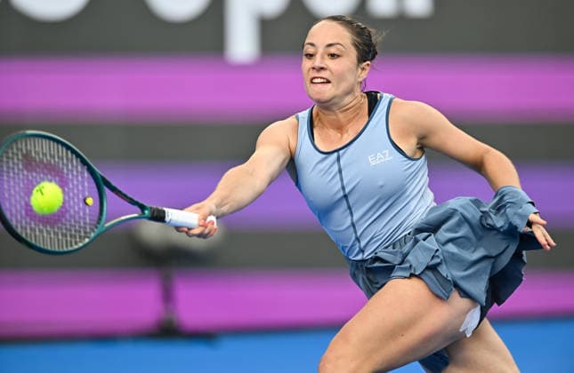 WTA, Tennis Damen QATAR OPEN 2026-QUARTERFINAL Elisabetta Cocciaretto of Italy competes in her quarterfinal match against Jelena Ostapenko of Latvia during the WTA Qatar TotalEnergies Open 2026 tennis tournament at the Khalifa International Tennis Complex in Doha, Qatar, on February 12, 2026. ¨ DOHA Qatar Copyright: xNOUSHADx