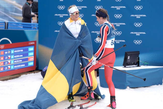 Winter Olympics in Milan Cortina 2026 Val di Fiemme, Italy 20260212. Frida Karlsson wins the women s cross-country 10 km skating event in Lago de Tesero during the Winter Olympics in Milano Cortina 2026. Kristin Austgulen Fosnaes right Photo: Terje Pedersen NTB Val di Fiemme Italy EDITORIAL USE ONLY. RESTRICTED USE FOR BETTING COMPANIES Ref:_SPOv-SzMGcgYvY.jpg *** Winter Olympics in Milan Cortina 2026 Val di Fiemme, Italy 20260212 Frida Karlsson wins the women s cross country 10 km skating event in Lago de Tesero during the Winter Olympics in Milan Cortina 2026 Kristin Austgulen Fosnaes right Photo Terje Pedersen NTB Val di Fiemme Italy EDITORIAL USE ONLY RESTRICTED USE FOR BETTING COMPANIES  Copyright: xTerjexPedersenx xNTBx