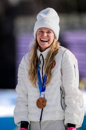 OLYMPICS - Winter Olympic Games, Olympische Spiele, Olympia, OS Milano Cortina 2026 TESERO,ITALY,12.FEB.26 - OLYMPICS, NORDIC SKIING, CROSS COUNTRY SKIING - Winter Olympic Games Milano Cortina 2026, 10km women, interval start free. Image shows Jessie Diggins (USA). Keywords: medal.  GEPAxpictures xMatthiasxTrinkl