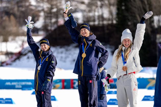 OLYMPICS - Winter Olympic Games, Olympische Spiele, Olympia, OS Milano Cortina 2026 TESERO,ITALY,12.FEB.26 - OLYMPICS, NORDIC SKIING, CROSS COUNTRY SKIING - Winter Olympic Games Milano Cortina 2026, 10km women, interval start free. Image shows Ebba Andersson, Frida Karlsson (SWE) and Jessie Diggins (USA). Keywords: medal.  GEPAxpictures xMatthiasxTrinkl