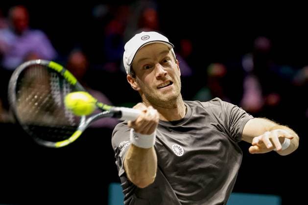 ROTTERDAM - Botic van de Zandschulp (Netherlands) in action against Stefanos Tsitsipas (Greece) on the fourth day of the ABN AMRO tennis tournament in Ahoy Rotterdam. BAS CZERWINSKI ANP xVIxANPxSportx xxANPxIVx 550462048 originalFilename: 550462048.jpg