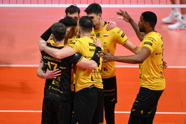 Halkbank v Bogdanka LUK Lublin - CEV Men’s Champions League ANKARA, TURKIYE – FEBRUARY 12: Bogdanka LUK Lublin players celebrate a point during the CEV Men’s Champions League Group A fifth match between Halkbank and Poland’s Bogdanka LUK Lublin at Baskent Volleyball Hall in Ankara, Turkiye, on February 12, 2026. Akin Celiktas Anadolu Ankara Turkey. Editorial use only. Please get in touch for any other usage.  Copyright: x2026xAnadoluxAkinxCeliktasx
