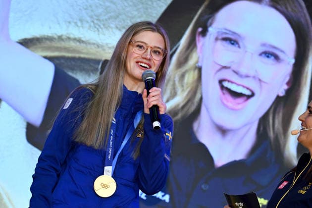 STOCKHOLM, SVERIGE 20260212 Isabella Wrana, nybliven OS-guldmedaljör i mixed curling vid vinter-OS i Cortina, firas pa Olympiafestivalen i Westfield Mall of Scandinavia, Solna. STOCKHOLM SVERIGE x10090x *** STOCKHOLM, SWEDEN 20260212 Isabella Wrana, recent Olympic gold medalist in mixed curling at the Winter Olympics in Cortina, is celebrated at the Olympic Festival in Westfield Mall of Scandinavia, Solna STOCKHOLM SWEDEN x10090x  Copyright: xClaudioxBresciani TTx GULDMEDALJÖREN ISABELLA WRANA FIRAS