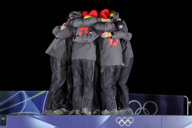 Olympische Winterspiele Milano Cortina 2026 Rennrodeln Team Staffel am 12.02.2026 im Cortina Sliding Centre in Cortina d™Ampezzo Team Deutschland gewinnt die Gold Medaille *** Olympic Winter Games Milano Cortina 2026 Luge Team Relay on 12 02 2026 at the Cortina Sliding Center in Cortina d™Ampezzo Team Germany wins the gold medal xMSx