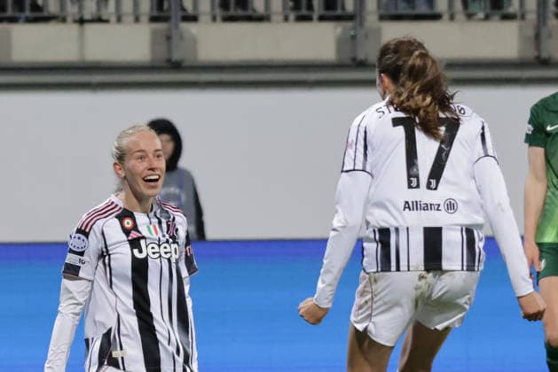12.02.2026, xgrfx, Fussball UEFA Champions League, VfL Wolfsburg - Juventus FC Turin v.l. Tor, Amalie Vangsgaard (Juventus Turin) (DFL DFB REGULATIONS PROHIBIT ANY USE OF PHOTOGRAPHS as IMAGE SEQUENCES and or QUASI-VIDEO) Wolfsburg