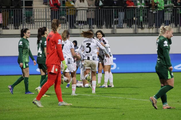 12.02.2026, xgrfx, Fussball UEFA Champions League, VfL Wolfsburg - Juventus FC Turin v.l. Tor, Amalie Vangsgaard (Juventus Turin) (DFL DFB REGULATIONS PROHIBIT ANY USE OF PHOTOGRAPHS as IMAGE SEQUENCES and or QUASI-VIDEO) Wolfsburg