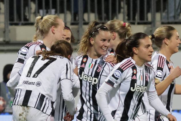 12.02.2026, xgrfx, Fussball UEFA Champions League, VfL Wolfsburg - Juventus FC Turin v.l. Tor, Amalie Vangsgaard (Juventus Turin) (DFL DFB REGULATIONS PROHIBIT ANY USE OF PHOTOGRAPHS as IMAGE SEQUENCES and or QUASI-VIDEO) Wolfsburg