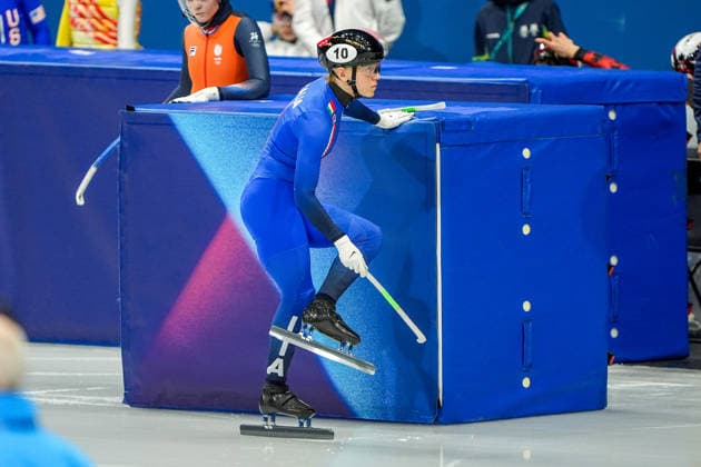 2026-02-12 - Milano Cortina 2026 Winter Olympics MILAN, ITALY - FEBRUARY 12: Arianna Fontana of Italy performing on the Short Track Speed skating, Eisschnelllauf Women s 500m Quaterfinals during the Milano Cortina 2026 Winter Olympics at the Milano Ice Skating Arena on February 12, 2026 in Milan, Italy Milan Milano Ice Skating Arena Italy Content not available for redistribution in The Netherlands directly or indirectly through any third parties. Copyright: xAndrexWeeningx
