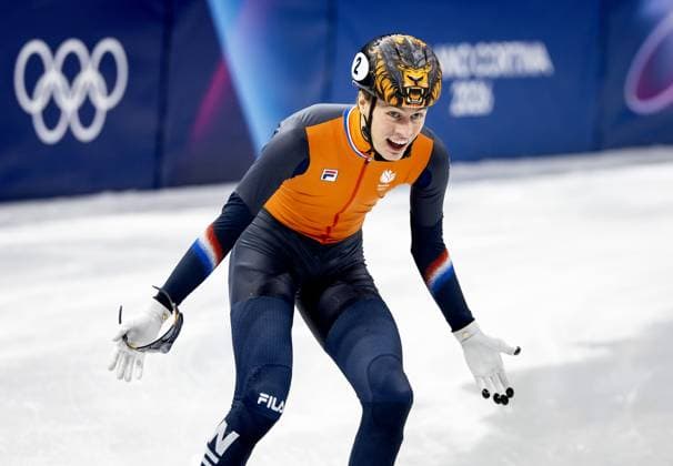 MILAN - Jens van t Wout during the 1000-meter short track Speed skating, Eisschnelllauf final at the Milan Ice Skating Area at the Milan Winter Olympics. ROBIN VAN LONKHUIJSEN ANP xVIxANPxSportx xxANPxIVx 550493108 originalFilename: 550493108.jpg