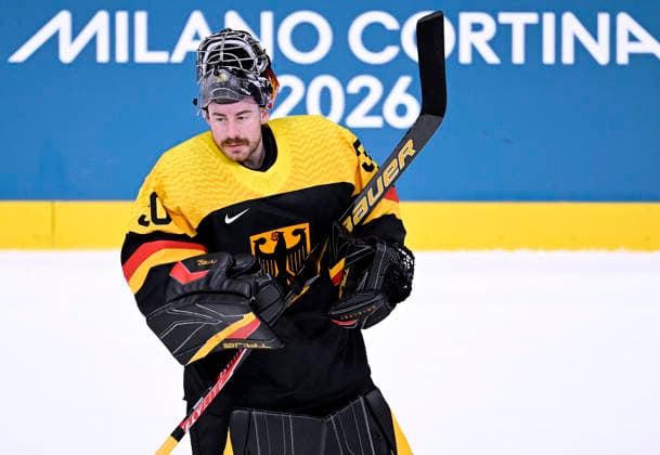 GRUBAUER Philipp Torwart Team GER Eishockey Vorrunde Spiel Deutschland - Daenemark Olympics - Olympische Winterspiele 2026 Mailand - Cortina 06 - 22 Februar 2026 in Italien am 12.02.2026 in Mailand *** GRUBAUER Philipp Goalkeeper Team GER Ice Hockey Preliminary Round Match Germany Denmark Olympics Olympic Winter Games 2026 Milan Cortina 06 February 22, 2026 in Italy on February 12, 2026 in Milan Copyright: xx