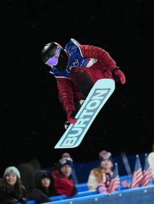 (260212) -- LIVIGNO, Feb. 12, 2026 -- Cai Xuetong of China competes during the women s snowboard halfpipe final at the Milan-Cortina 2026 Olympic Winter games, Winterspiele,Spiele, Summer games in Livigno, Italy, Feb. 12, 2026. ) (MICO2026)ITALY-LIVIGNO-OLYMPIC WINTER GAMES-WOMEN S SNOWBOARD HALFPIPE-FINAL XiaxYifang 