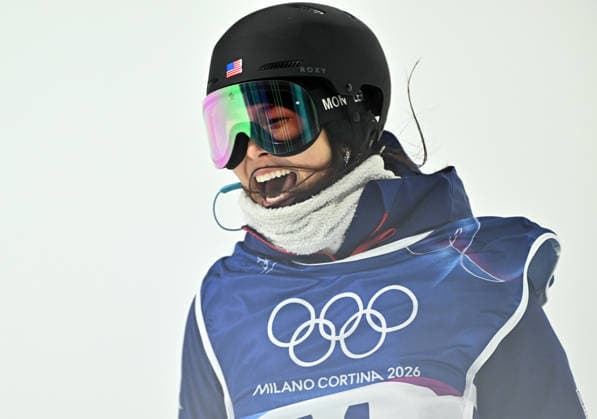 (260212) -- LIVIGNO, Feb. 12, 2026 -- Chloe Kim of the United States reacts during the women s snowboard halfpipe final at the Milan-Cortina 2026 Olympic Winter games, Winterspiele,Spiele, Summer games in Livigno, Italy, Feb. 12, 2026. ) (MICO2026)ITALY-LIVIGNO-OLYMPIC WINTER GAMES-WOMEN S SNOWBOARD HALFPIPE-FINAL ZhangxHongxiang 