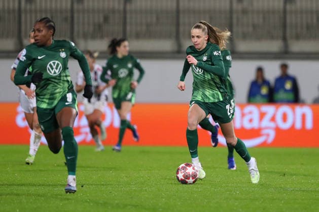 VfL vs. Juventus, CL Frauen Wolfsburg, 12.02.2026, Fußball, Frauen, VfL Wolfsburg vs. Juventus Turin, Champions League, Play-Offs, Saison 2025 2026, Vievien Endemann (VfL Wolfsburg) AOK Stadion Niedersachsen Deutschland