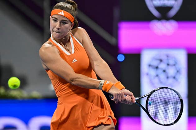 February 12, 2026, Doha, Qatar: Karolina Muchova of the Czech Republic plays against Anna Kalinskaya of Russia (not in view) during their quarterfinal match at the WTA, Tennis Damen Qatar TotalEnergies Open 2026 tennis tournament at the Khalifa International Tennis Complex. Karolina Muchovawon against Anna Kalinskaya. 6-3,6-4. WTA Qatar TotalEnergies Open 2026-Quarterfinal In Doha - 13 Feb 2026  - ZUMAs197 20260212_aaa_s197_228 Copyright: xNoushadxVariyattiyakkalx