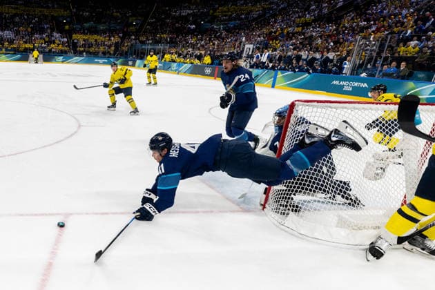 260213 Miro Heiskanen of Finland in the men s Ice hockey, Eishockey game between Finland and Sweden during day 7 of the 2026 Winter Olympics on February 13, 2026 in Milan. Photo: Carl Sandin BILDBYRAN kod CS EW0633 ishockey ice hockey Olympic Games, Olympische Spiele, Olympia, OS olympics winter olympics os ol olympiska spel vinter-os olympiske leker milano cortina 2026 milan cortina 2026 milano cortina 2026 olympic games milano cortina 2026 winter olympic games milano cortina-os milano cortina-ol vinter-ol 7 bbeng sverige sweden finland *** 260213 Miro Heiskanen of Finland in the men s ice hockey game between Finland and Sweden during day 7 of the 2026 Winter Olympics on February 13, 2026 in Milan Photo Carl Sandin BILDBYRAN kod CS EW0633 ishockey ice hockey olympic games olympics winter olympics os ol olympiska spel vinter os olympiske leker milano cortina 2026 milan cortina 2026 milano cortina 2026 olympic games milano cortina 2026 winter olympic games milano cortina os milano cortina ol vinter ol 7 bbeng sverige sweden finland  Copyright: CARLxSANDIN BB260213CS054