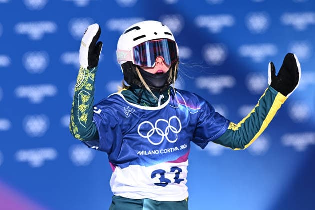2026 WINTER Olympic Games, Olympische Spiele, Olympia, OS Abbey Wilson of Australia reacts following the Women™s Snowboard Cross Seeding runs at the Livigno Snow Park on day 7 of the 2026 Milano Cortina Winter Olympic Games in Livigno, Italy, Wednesday, February 11, 2026. ( NO ARCHIVING, EDITORIAL USE ONLY LIVIGNO SONDRIO ITALY  Copyright: xDANxHIMBRECHTSx 20260213179516633195