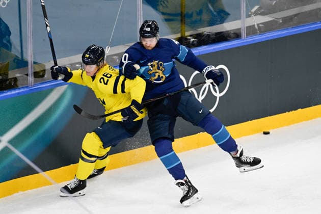 Winter Olympics - Men Ice hockey, Eishockey - Finland v Sweden Rasmus Dahlin 26 of Team Sweden and Joel Armia 40 of Team Finland during the Men s Preliminary Group B match between Finland and Sweden on day seven of the Milano Cortina 2026 Winter Olympic Games, Olympische Spiele, Olympia, OS at Milano Santagiulia Ice Hockey Arena on February 13, 2026 in Milan, Italy. Photo by JMP ABACAPRESS.COM Milan Italy  Copyright: xJMP ABACAx