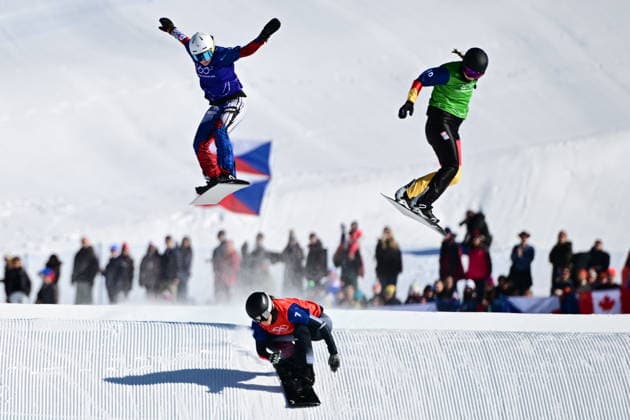 XXV Winter Olympic Games, Olympische Spiele, Olympia, OS in Livigno, Italy, on February 13, 2026. Snowboard Women s Snowboard Cross, 1 8 Finals. L-R Karolina Hrusova of Czech Republic, Pia Zerkhold of Austria and Jana Fischer of Germany. (CTKxPhoto DavidxTanecek) CTKPhotoP2026021305421  CTKPhotoP2026021305421