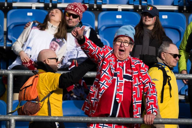 260213 Supporter of Norway and Sweden in men s biathlon 10 km sprint during day 7 of the 2026 Winter Olympics on February 13, 2026 in Anterselva. Photo: Mathias Bergeld BILDBYRAN kod MB MB1325 skidskytte biathlon skiskyting Olympic Games, Olympische Spiele, Olympia, OS olympics winter olympics os ol olympiska spel vinter-os olympiske leker milano cortina 2026 milan cortina 2026 milano cortina 2026 olympic games milano cortina 2026 winter olympic games milano cortina-os milano cortina-ol vinter-ol 7 bbeng sprint publik *** 260213 Supporter of Norway and Sweden in men s biathlon 10 km sprint during day 7 of the 2026 Winter Olympics on February 13, 2026 in Anterselva Photo Mathias Bergeld BILDBYRAN code MB MB1325 biathlon biathlon olympic games olympics olympics winter olympics os ol olympiska spel vinter os olympiske leker milano cortina 2026 milan cortina 2026 milano cortina 2026 olympic games milano cortina 2026 winter olympic games milano cortina os milano cortina ol vinter ol 7 bbeng sprint publik  Copyright: MATHIASxBERGELD BB260213MB037
