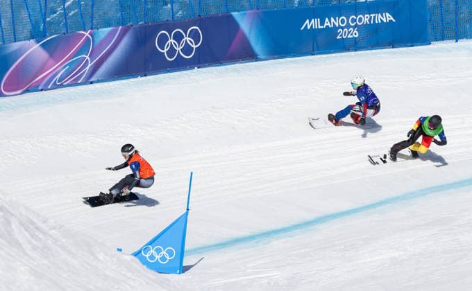 OLYMPICS - Winter Olympic Games, Olympische Spiele, Olympia, OS Milano Cortina 2026 LIVIGNO,ITALY,13.FEB.26 - OLYMPICS, SNOWBOARD - Winter Olympic Games Milano Cortina 2026, Snowboard Cross, women, final. Image shows Lea Casta (FRA), Pia Zerkhold (AUT) and Jana Fischer (GER).  GEPAxpictures xHaraldxSteiner