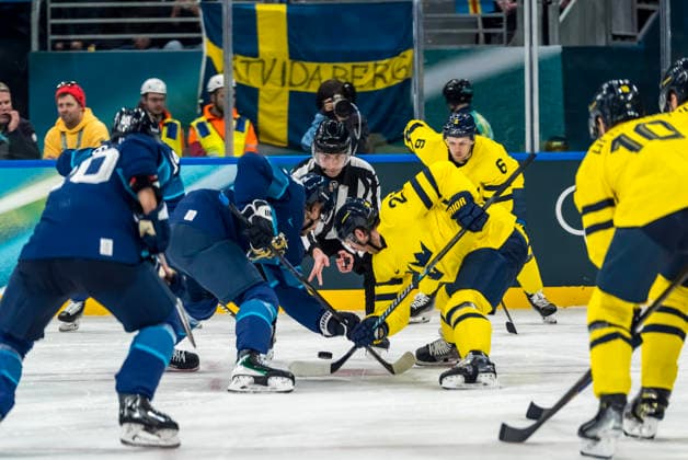 February 13, 2026, Milan, Lombardy, Italy: Team Finland plays against Team Sweden in the Preliminary Round Group B at the Milano Santagiulia Ice hockey, Eishockey Arena in MILAN, Italy during the 2026 Milano Cortina Winter Olympics. Finland defeated Sweden, 4:1. Milan Italy - ZUMAa161 20260213_oly_a161_163 Copyright: xWalterxG.xArcex