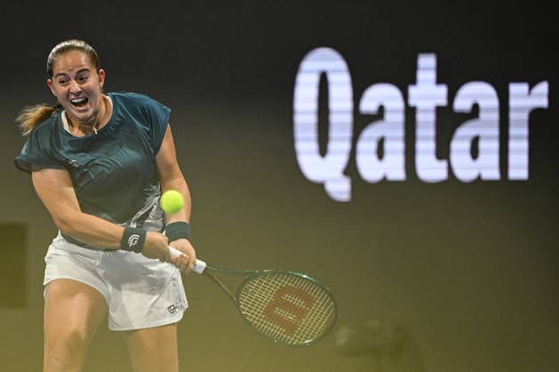 Qatar TotalEnergies Open 2026 - Day Six DOHA, QATAR FEBRUARY 13: Jelena Ostapenko of Latvia competes against Victoria Mboko of Canada in the semifinal on Day Six of the Qatar TotalEnergies Open, part of the Hologic WTA, Tennis Damen Tour, at the Khalifa International Tennis and Squash Complex on February 13, 2026 in Doha, Qatar. Doha Qatar  Copyright: xArturxWidakx originalFilename:widak-qatartot260213_nps0J.jpg