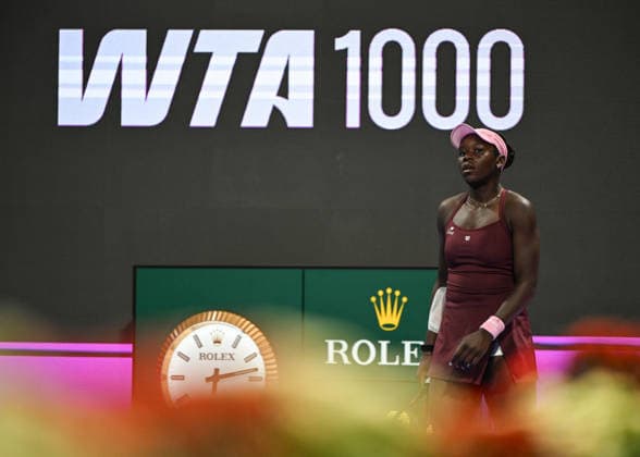 Qatar TotalEnergies Open 2026 - Day Six DOHA, QATAR FEBRUARY 13: Victoria Mboko of Canada competes against Jelena Ostapenko of Latvia in the semifinal on Day Six of the Qatar TotalEnergies Open, part of the Hologic WTA, Tennis Damen Tour, at the Khalifa International Tennis and Squash Complex on February 13, 2026 in Doha, Qatar. Doha Qatar  Copyright: xArturxWidakx originalFilename:widak-qatartot260213_np4Ys.jpg