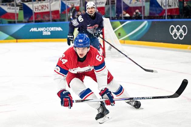 MILAN, ITALY - FEBRUARY 13: David Kampf of Czechia in action during the Men™s Prelim Round match between France and Czech Republic on day seven of the Milano Cortina 2026 Winter Olympic Games, Olympische Spiele, Olympia, OS at Milano Santagiulia IHO Arena on February 13, 2026 in Milan, Italy. Milan Milano Santagiulia IHO Arena Italy *** MILAN, ITALY FEBRUARY 13 David Kampf of Czechia in action during the Men™s Prelim Round match between France and Czech Republic on day seven of the Milano Cortina 2026 Winter Olympic games at Milano Santagiulia IHO Arena on February 13, 2026 in Milan, Italy Milan Milano Santagiulia IHO Arena Italy Copyright: xJustPictures.ch AndreaxBrancax jp-en-EuSpIm-AB-AAB_343113022026