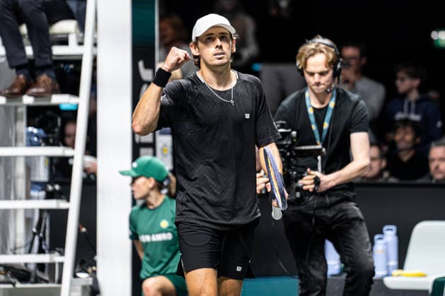 2026-02-13 ABN AMRO Open - Day Five ROTTERDAM, NETHERLANDS - FEBRUARY 13: Alex de Minaur celebrates the win during Day Five of the ABN AMRO Open at Rotterdam Ahoy on February 13, 2026 in Rotterdam, Netherlands. (Photo by Gabriel Calvino Alonso BSR Agency) Rotterdam Netherlands Content not available for redistribution in The Netherlands directly or indirectly through any third parties. Copyright: xBSRxAgencyx