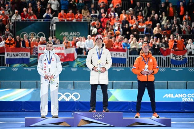 XXV Winter Olympic Games, Olympische Spiele, Olympia, OS in Milan, Italy, on February 13, 2026. Speed skating, Eisschnelllauf Men s 10000m. On the podium from left: Vladimir Semirunniy from Poland, Metodej Jilek from Czech Republic and Jorrit Bergsma from Netherlands. (CTKxPhoto MichalxKamaryt) CTKPhotoP2026021308764  CTKPhotoP2026021308764