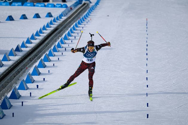 Antholz, Italien 13. Februar 2026: Biathlon Sprint Männer 10 km - Olympia 2026 Im Bild: Philipp Horn (GER) im Zielbereich. Anterselva Biathlon Arena *** Antholz, Italy 13 February 2026 Biathlon Sprint Men 10 km Olympia 2026 In the picture Philipp Horn GER in the finish area Anterselva Biathlon Arena Copyright: xFotostandx xHettichx