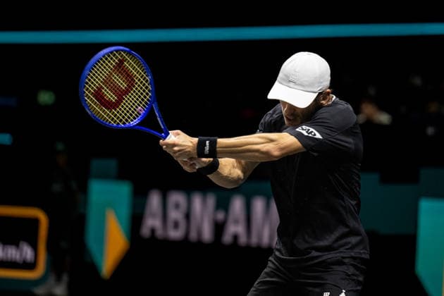 ROTTERDAM, NETHERLANDS - FEBRUARY 13: Alex de Minaur of Australia in action against Botic van de Zandschulp of the Netherlands during the Quarter-finals of the ABN AMRO Open at Rotterdam Ahoy on February 13, 2026 in Rotterdam, Netherlands. Credit: Andy Astfalck Netherlands Copyright: xAndyxAstfalckx