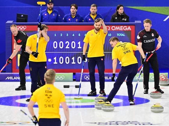 CORTINA, ITALIEN 20260213 Lag Edin under herrarnas gruppspelsmatch mellan Kanada och Sverige i OS-curlingen i Cortina. *** Bilden ingar i SPORTPAKET. För övriga BETALBILD ** CORTINA ITALIEN x10030x *** CORTINA, ITALY 20260213 Team Edin during the mens group stage match between Canada and Sweden in the Olympic curling in Cortina Picture in SPORTPAKET For others PAY PICTURE CORTINA ITALY x10030x  Copyright: xJonasxEkströmer TTx OS 2026 CURLING HERRAR KANADA-SVERIGE