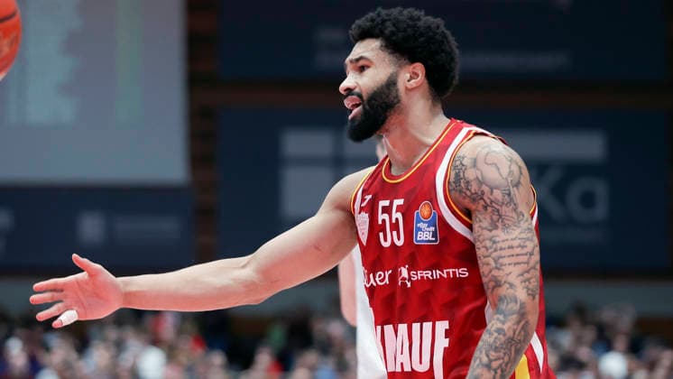 Im Bild: Verwunderung bei David Muenkat (Wuerzburg Baskets, 55) 13.02.2026, Fitness First Wuerzburg Baskets vs. MLP Academics Heidelberg, easyCredit BBL, 20. Spieltag, Deutschland, 97072, tectake-Arena Wuerzburg, Copyright: HMBxMedia xJulienxBecker