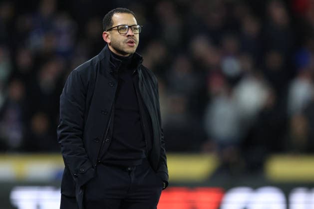 Hull City v Chelsea - Emirates FA Cup Fourth Round Liam Rosenior, Head Coach of Chelsea on the side line during the Emirates FA Cup Fourth Round match between Hull City and Chelsea on February 13, 2026 in Hull, England. WARNING! This Photograph May Only Be Used For Newspaper And Or Magazine Editorial Purposes. May Not Be Used For Publications Involving 1 player, 1 Club Or 1 Competition Without Written Authorisation From Football DataCo Ltd. For Any Queries, Please Contact Football DataCo Ltd on +44 (0) 207 864 9121 Hull MKM Stadium England United Kingdom Copyright: xAllstarxPicturexLibraryxLtdx