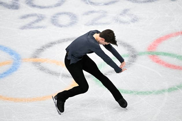 Winter Olympics - Men s Singles Free Skating Maxim Naumov of Team United States competes in the Men s Singles Free Figure skating, Eiskunstlauf event on day seven of the Milano Cortina 2026 Winter Olympic Games, Olympische Spiele, Olympia, OS at Milano Ice Skating Arena on February 13, 2026 in Milan, Italy. Photo by JMP ABACAPRESS.COM Milan Italy  Copyright: xJMP ABACAx