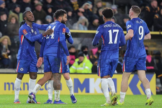 Hull City v Chelsea Emirates FA Cup Pedro Neto of Chelsea celebrates his goal to make it 0-1 during the Emirates FA Cup Fourth Round match at the MKM Stadium, Hull 13 02 2026 UK Newspapers OUT Copyright: xDavidxGreavesx FIL-22964-0009