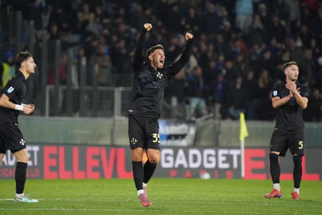 Celebrities Pisa s Felipe Loyola make score goal 1-1 at the Cetilar Arena Romeo Anconetani Stadium in Pisa; Center West Italy; Tuesday February 13; 2026 ; Soccer  Copyright: xAlessandroxLaxRocca LaPressex