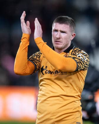 Hull City v Chelsea Emirates FA Cup John Lundstram of Hull City applauds fans following the Emirates FA Cup Fourth Round match between Hull City and Chelsea at the MKM Stadium, Hull. 13 02 2026 UK Newspapers OUT Copyright: xMattxWilkinsonx FIL-22963-0161