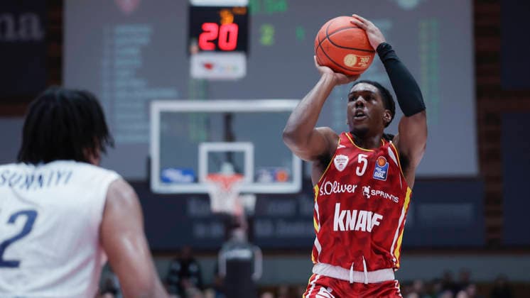Im Bild: Marcus Carr(Wuerzburg Baskets, 5) mit dem Korbwurf 13.02.2026, Fitness First Wuerzburg Baskets vs. MLP Academics Heidelberg, easyCredit BBL, 20. Spieltag, Deutschland, 97072, tectake-Arena Wuerzburg, Copyright: HMBxMedia xJulienxBecker